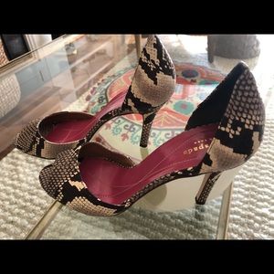 Kate Spade snake print open toe stiletto heels sz8